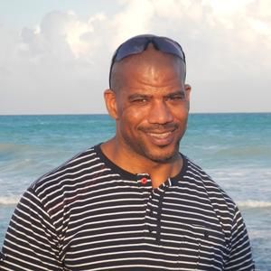 Meet your Posher, Eric